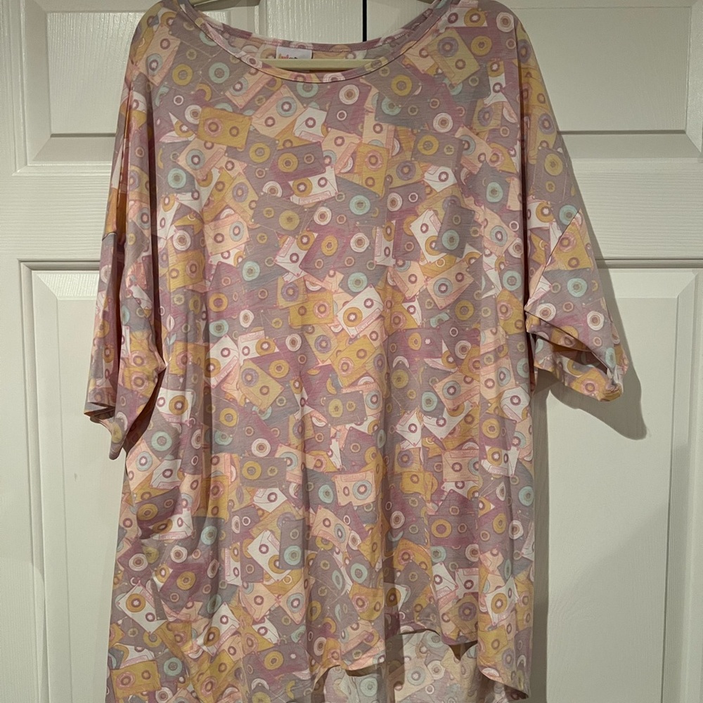 LuLaRoe Cassette Tape Pattern Irma Top 3X NWOT